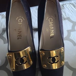 Vintage Chanel Black Suede Pumps